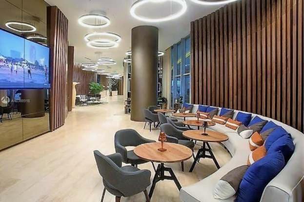 Stay At The Top With Amazing Views By Rent4Us هوليوود المظهر الخارجي الصورة