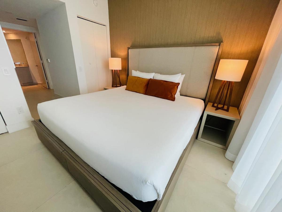 Stay At The Top With Amazing Views By Rent4Us هوليوود المظهر الخارجي الصورة