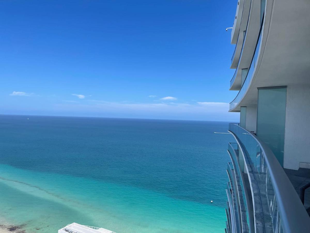 Stay At The Top With Amazing Views By Rent4Us هوليوود المظهر الخارجي الصورة